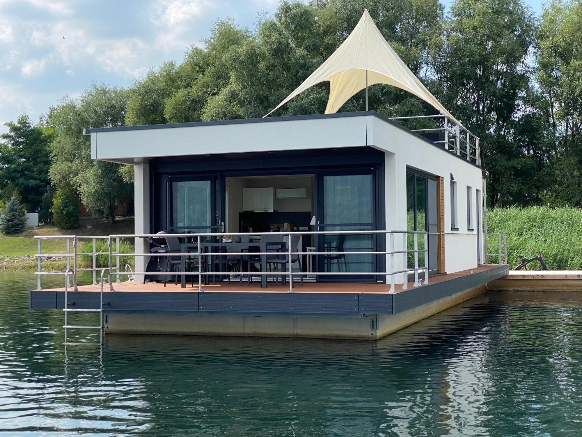 Schwimmende Ferienhaeuser Auf Dem See - Spreewald ヴェッチャウ 部屋 写真